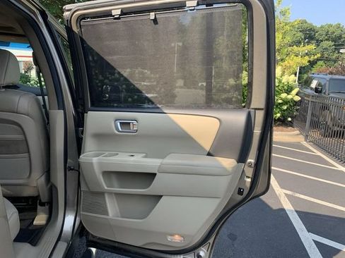 Used 2011 Honda Pilot Touring image 11