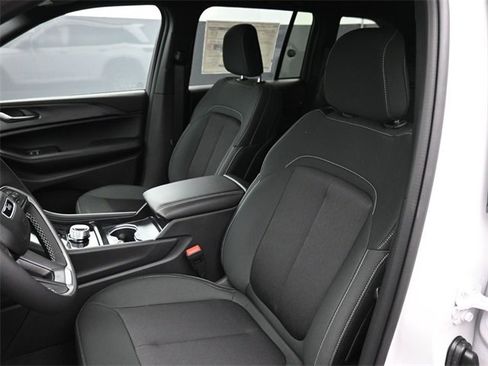 New 2025 Jeep Grand Cherokee Laredo image 15