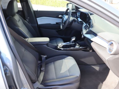 Certified 2024 Chevrolet Trax LT image 36