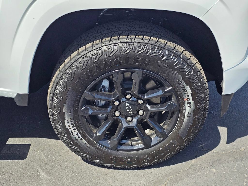 New 2026 Chevrolet Colorado Z71 w/ Midnight Edition AWD/4WD image 7