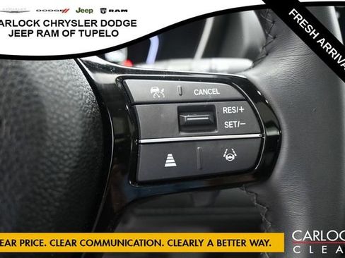 Used 2025 Honda Pilot Touring image 15