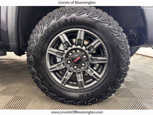 Used 2024 GMC Sierra 1500 AT4X AWD/4WD image 35