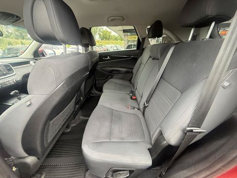 Used 2016 Kia Sorento LX FWD image 9