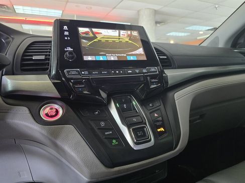 Used 2018 Honda Odyssey Touring image 22