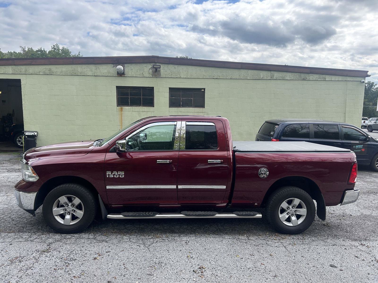 Used 2017 RAM 1500 Classic SLT AWD/4WD image 8