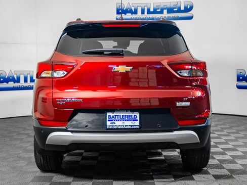 Used 2025 Chevrolet TrailBlazer LT w/ LT Cold Weather Package image 5