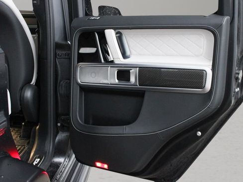 Used 2025 Mercedes-Benz G 63 AMG 4MATIC image 29