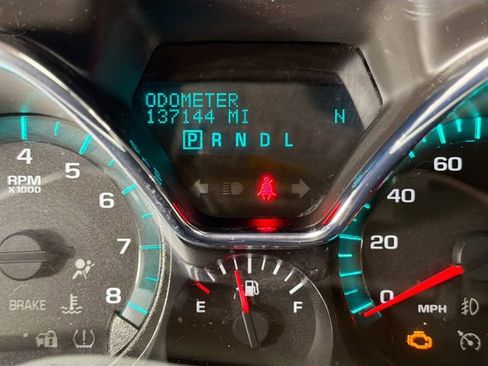 Used 2017 Chevrolet Traverse LT w/ Style and Technology Package AWD/4WD image 13