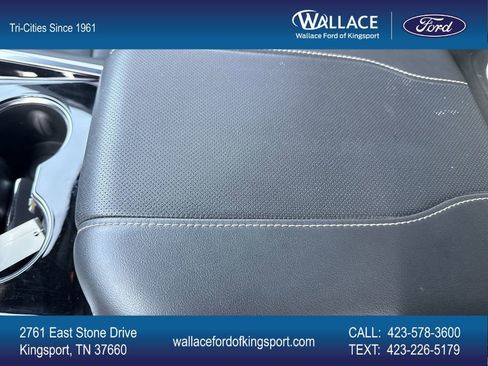 Used 2025 Chevrolet Suburban Premier image 39