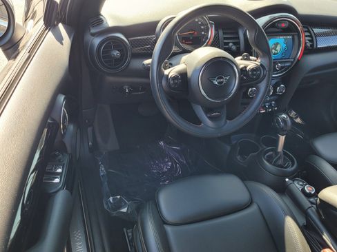 Used 2019 MINI Cooper S image 12