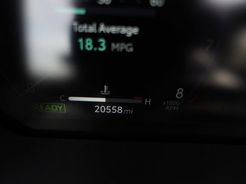 Used 2024 Toyota Land Cruiser image 23