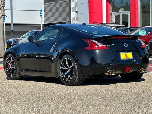 Used 2019 Nissan 370Z Touring Sport image 6