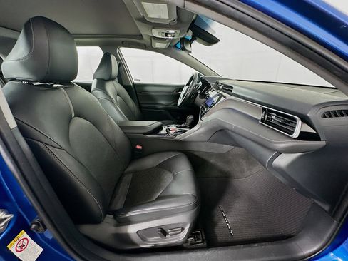 Used 2018 Toyota Camry XSE w/ Driver Assist Package FWD image 31