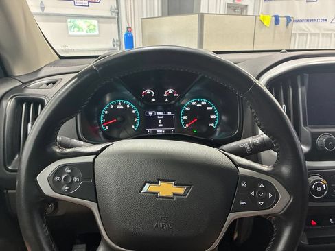 Used 2022 Chevrolet Colorado LT w/ LT Convenience Package RWD image 19