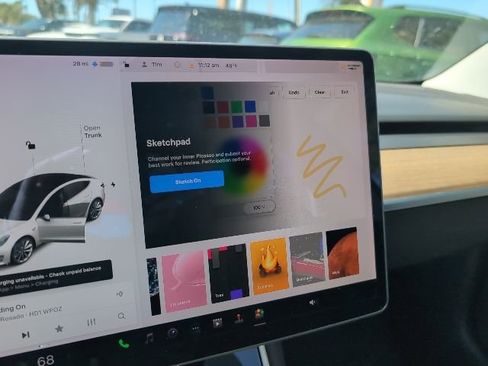 Used 2019 Tesla Model 3 Standard Range Plus image 17