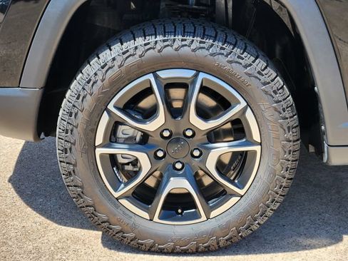 Certified 2024 Jeep Compass Trailhawk AWD/4WD image 10