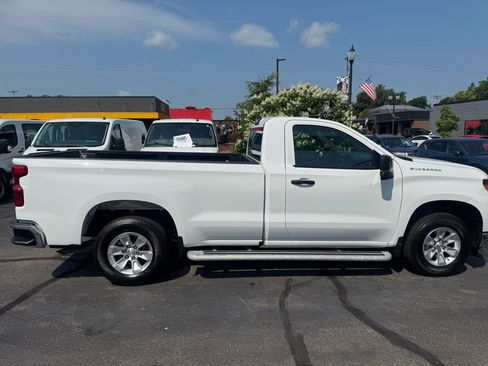 Used 2025 Chevrolet Silverado 1500 W/T RWD image 5
