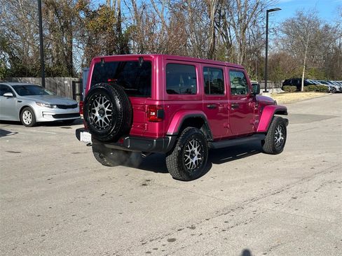 Used 2021 Jeep Wrangler Unlimited Sahara image 5
