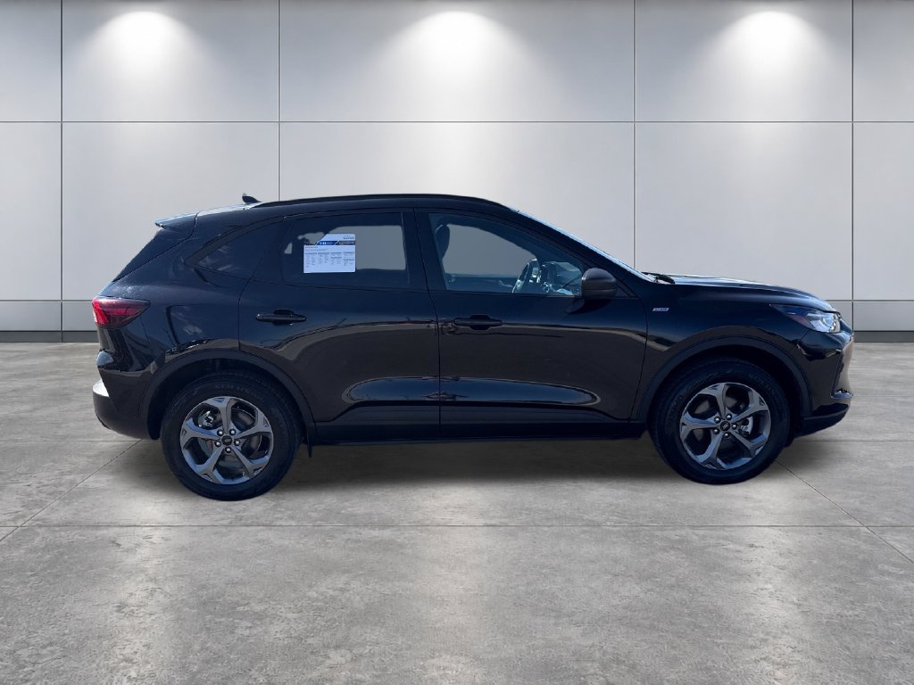 Used 2025 Ford Escape ST-Line AWD/4WD image 6
