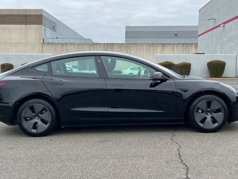 Used 2021 Tesla Model 3 Long Range AWD/4WD image 6