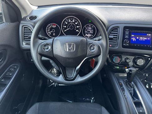 Used 2019 Honda HR-V LX image 20