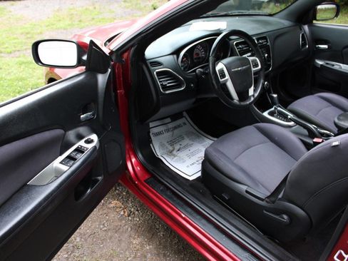 Used 2013 Chrysler 200 Touring image 13