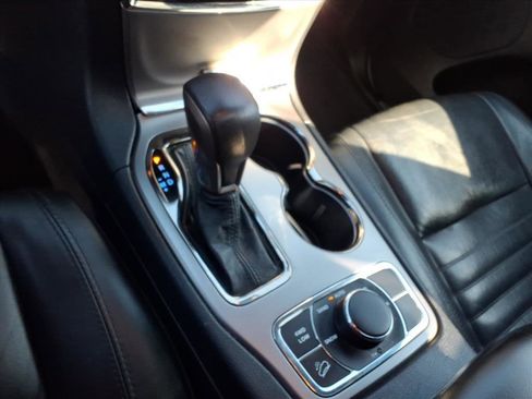 Used 2019 Jeep Grand Cherokee Limited X image 17