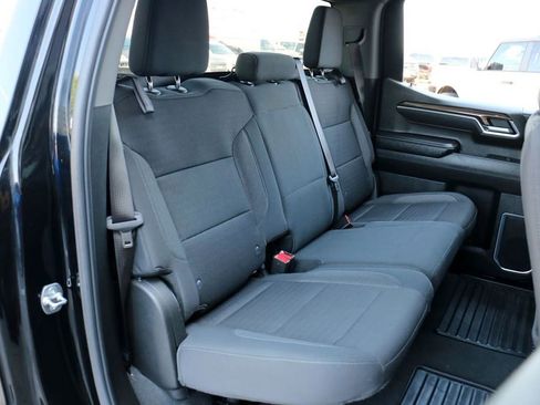 Used 2025 Chevrolet Silverado 1500 LT RWD image 30