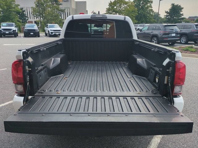 Used 2018 Toyota Tacoma TRD Sport RWD image 13