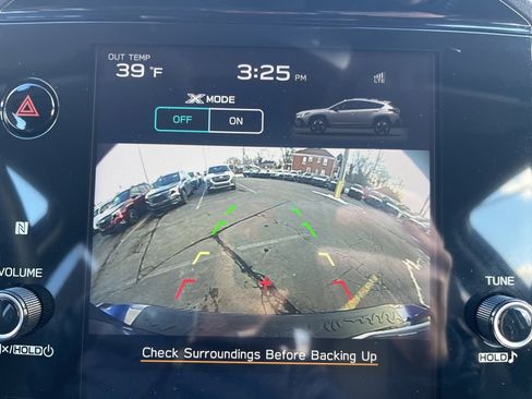 Used 2024 Subaru Crosstrek 2.0i Premium w/ Crosstrek Mirror Package image 17