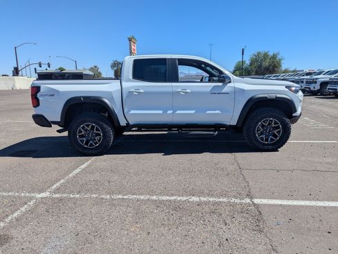 Certified 2025 Chevrolet Colorado ZR2 w/ Technology Package AWD/4WD image 6