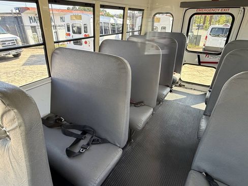 Used 2009 Chevrolet Express 3500 w/ School Bus Package RWD image 7