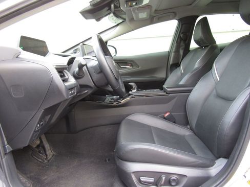 Used 2024 Toyota Prius Limited image 11