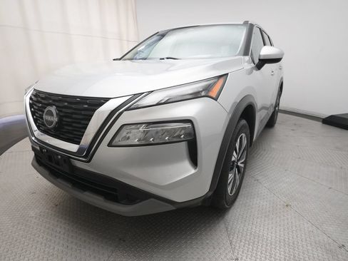 Used 2023 Nissan Rogue SV AWD/4WD image 12