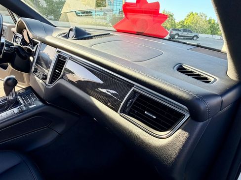 Used 2017 Porsche Macan GTS image 21