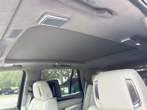 New 2026 Cadillac Escalade Platinum Sport w/ LPO, ONYX Package AWD/4WD image 34