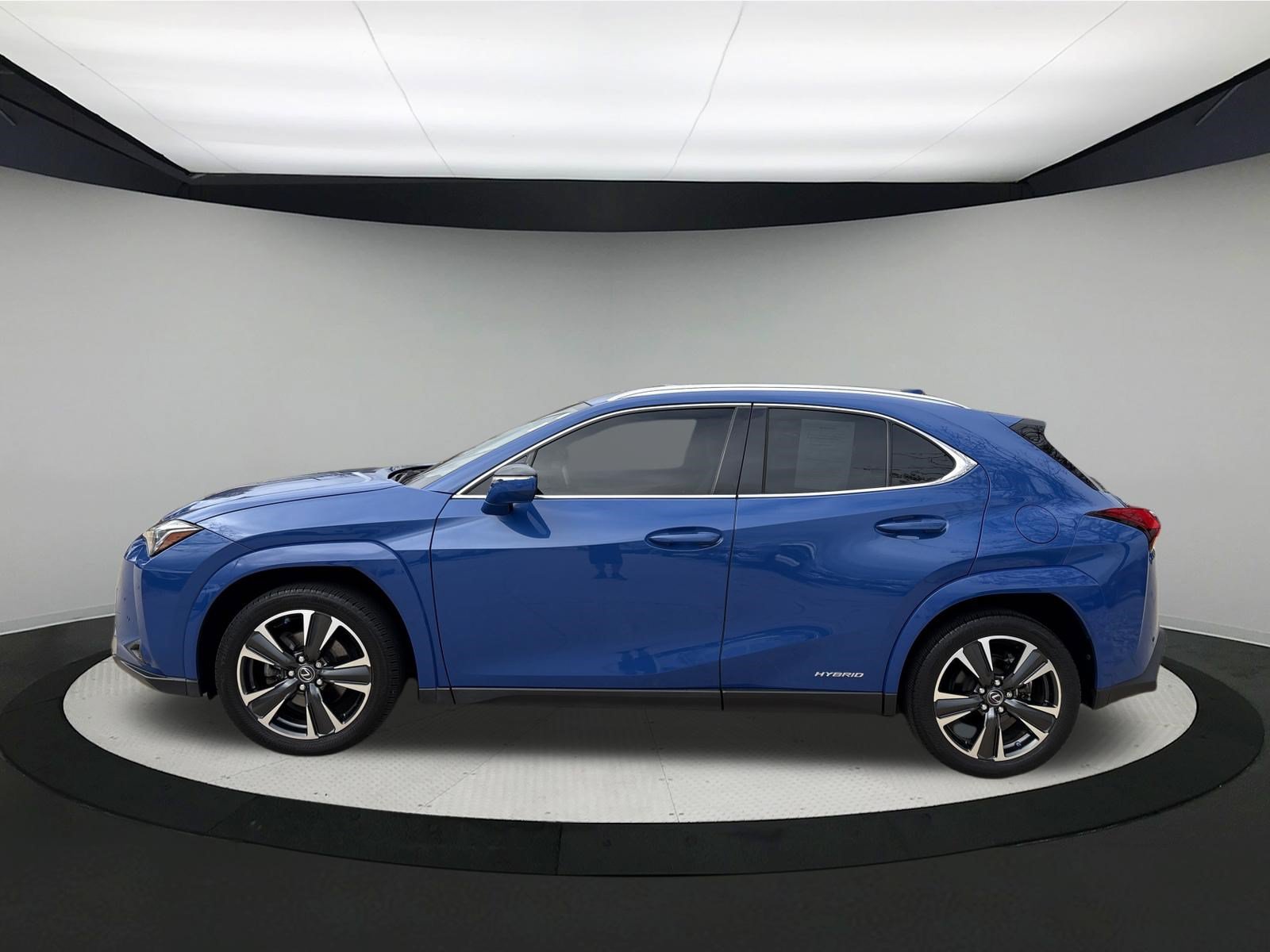 Used 2022 Lexus UX 250h w/ Premium Package AWD/4WD image 2