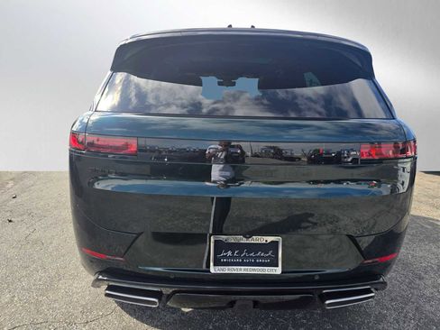 New 2026 Land Rover Range Rover Sport Dynamic SE image 4
