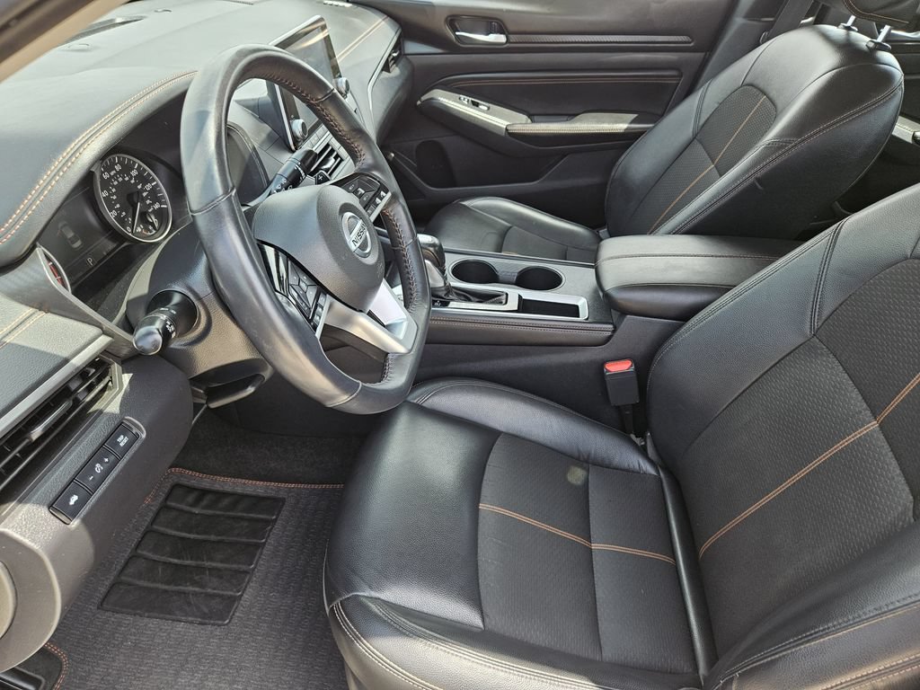 Used 2021 Nissan Altima 2.5 SR FWD image 14