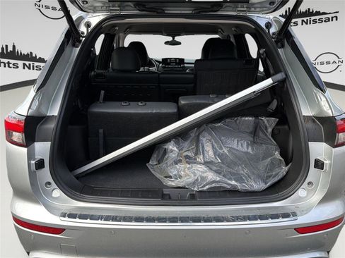 Used 2024 Mitsubishi Outlander SE AWD/4WD image 24