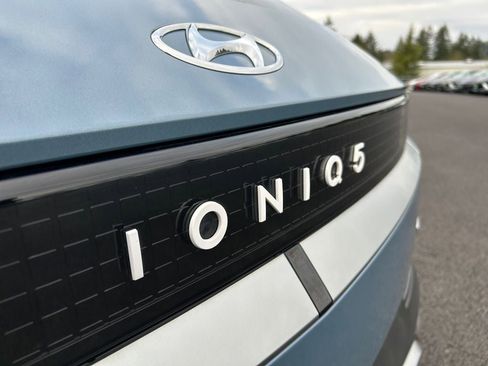 Used 2024 Hyundai Ioniq 5 SEL image 31