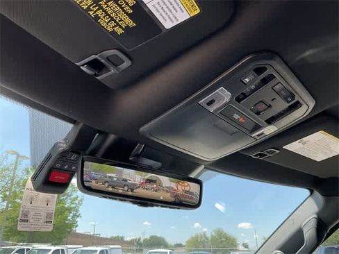 Used 2025 Toyota Tundra Limited image 27