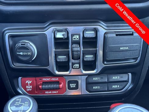 Used 2022 Jeep Wrangler Unlimited Rubicon 4xe w/ Cold Weather Group image 8