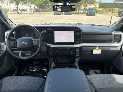 New 2026 Ford F250 XLT w/ XLT Premium Package image 5