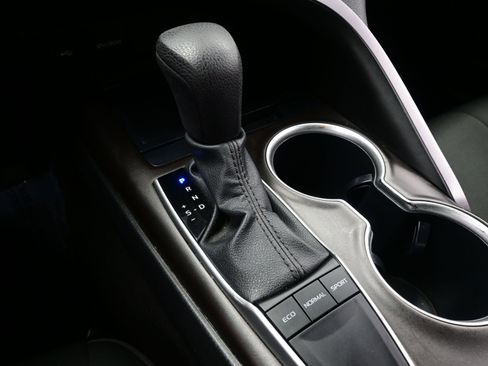 Used 2023 Toyota Camry LE image 20