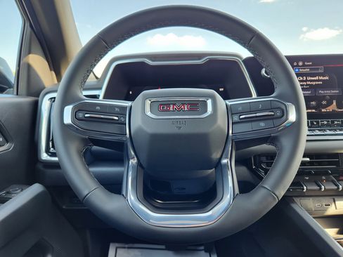 New 2026 GMC Canyon Elevation w/ Convenience Package image 12