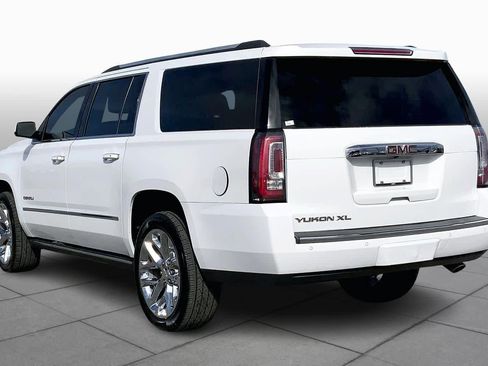 Used 2019 GMC Yukon XL Denali w/ Denali Ultimate Package image 11