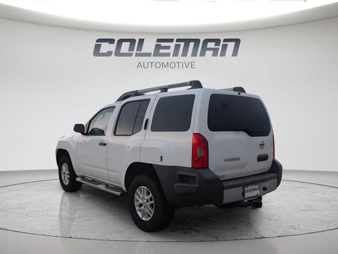 Used 2012 Nissan Xterra X AWD/4WD image 3