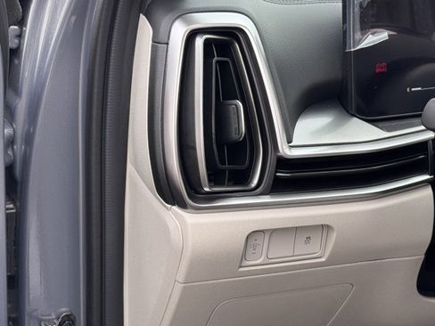 New 2025 Kia Sorento S w/ Panoramic Sunroof Package image 25