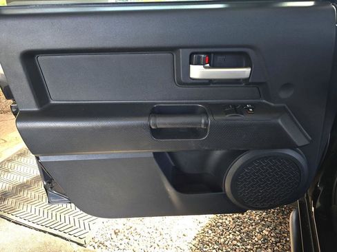 Used 2008 Toyota FJ Cruiser 4WD image 21